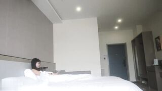 19岁四川美女大学生清纯可爱后入粉嫩肥逼