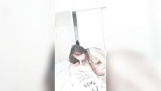 七彩主播【你的林妹妹】想给你舌吻，来，让我亲一下你！操死我，用力的操~哦麦噶！救命~~爸爸，你太猛啦！轻点，温柔点~啊啊~~