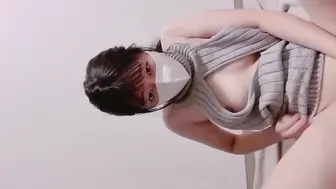 福利姬 极品美少女 开背毛衣自慰瘫软发出下流淫声 强烈高潮不禁颤抖完全失控